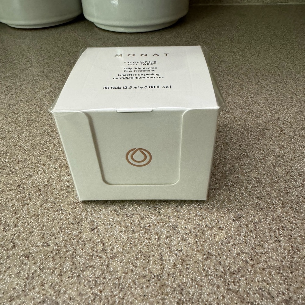 Monat Exfoliating Peel Pads